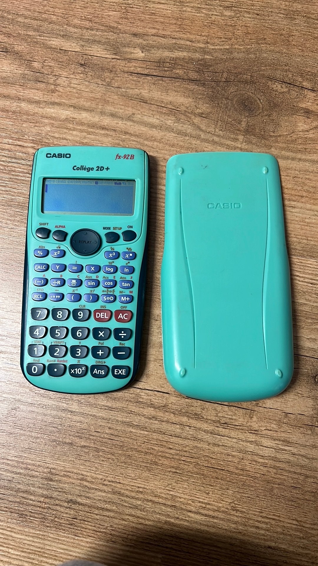 Casio fx-92B Collège 2D+ – groene uitvoering, Ophalen, Gebruikt
