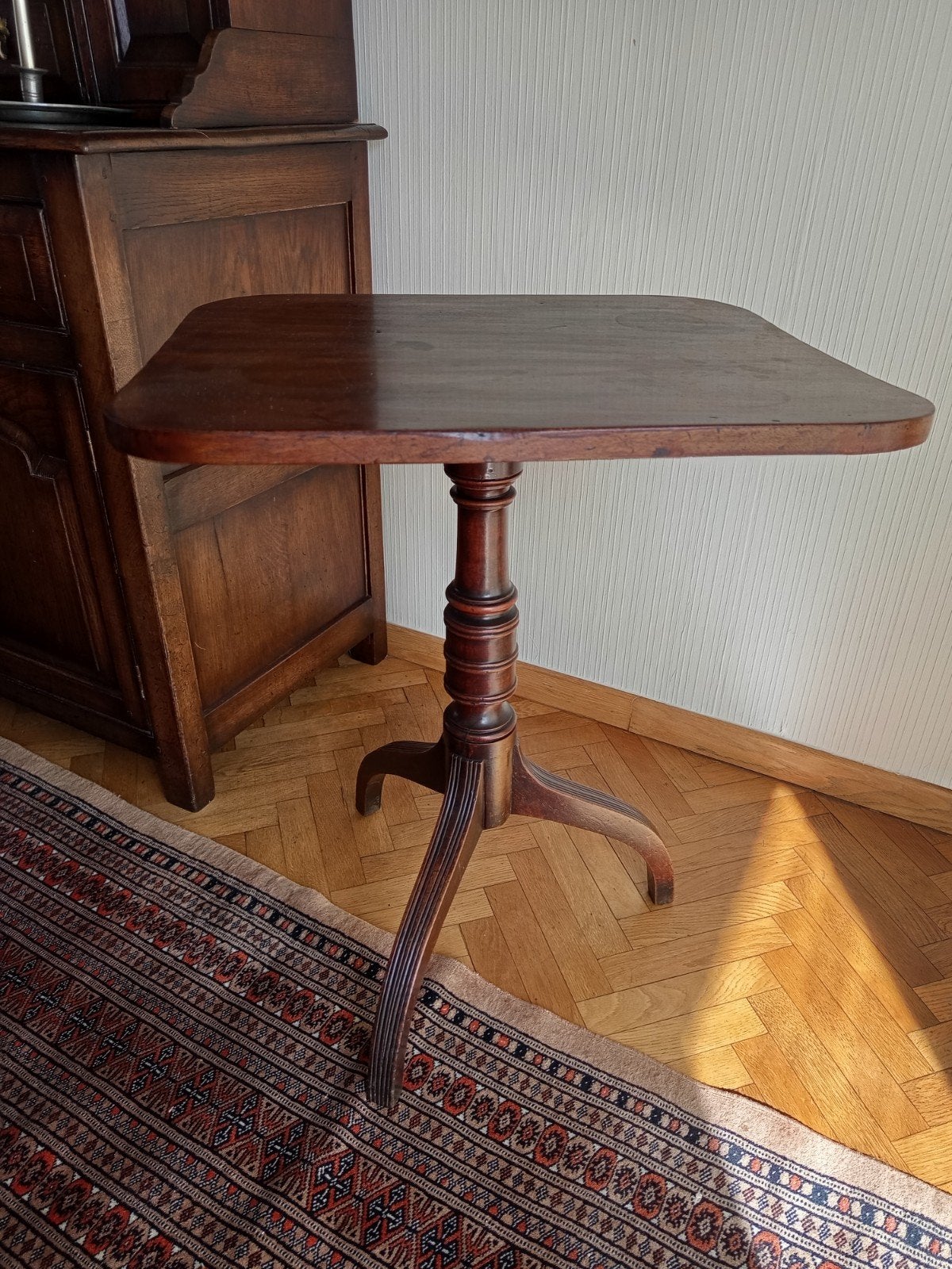 Table d'appoint ancienne en chêne, Antiquités & Art, Enlèvement