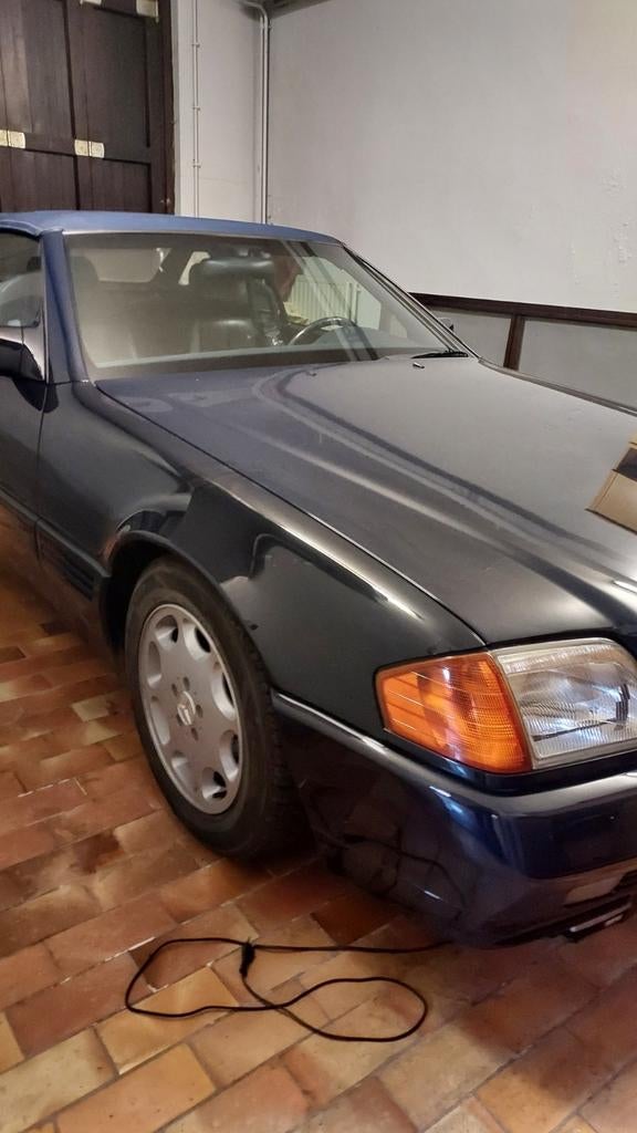 280 sl oldtimer donkerblauw leder blauw super toestand, Auto's, Automaat, Achterwielaandrijving, Cabriolet, Blauw