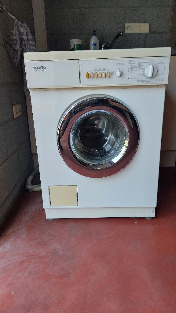 Wasmachine Miele in zeer goede staat, Ophalen, Zo goed als nieuw, Voorlader