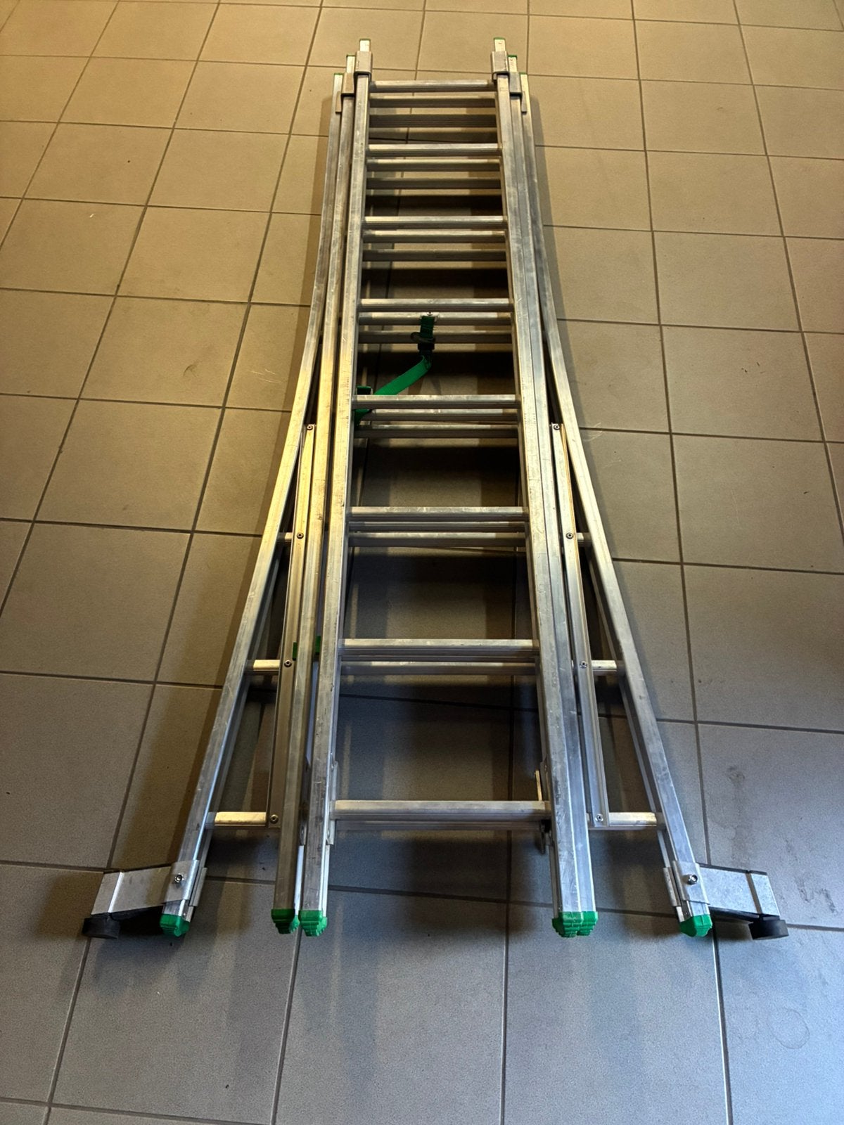 Nieuwe ladder, Doe-het-zelf en Bouw, Ladders en Trappen, Ophalen, Nieuw, Ladder, 4 meter of meer