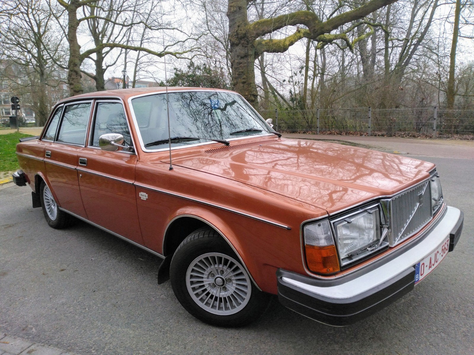 Volvo 264 GL, Autos, Cuir, Achat, 4 portes, Attache-remorque
