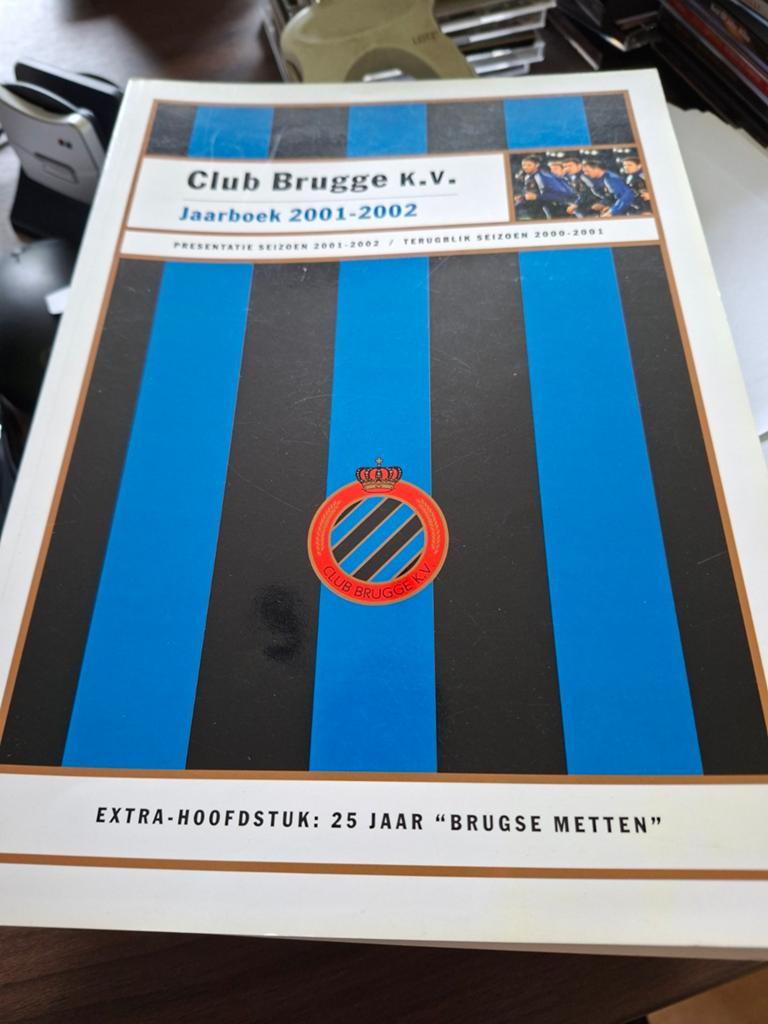 Club Brugge Jaarboek2001-2002, Boeken, Ophalen