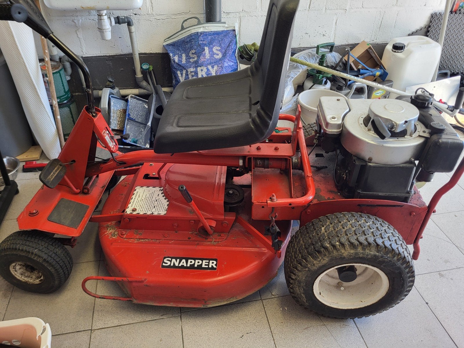 Tracteur tondeuse snapper bon état. Bien lire svp, Enlèvement ou Envoi