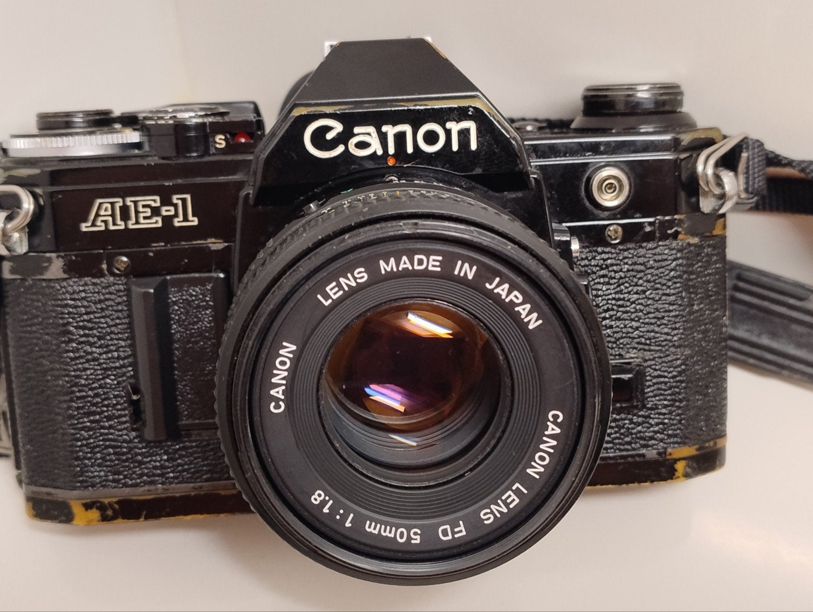 Appareil photo Canon AE1 noir avec objectif Canon FD 50 mm, Enlèvement ou Envoi, Canon