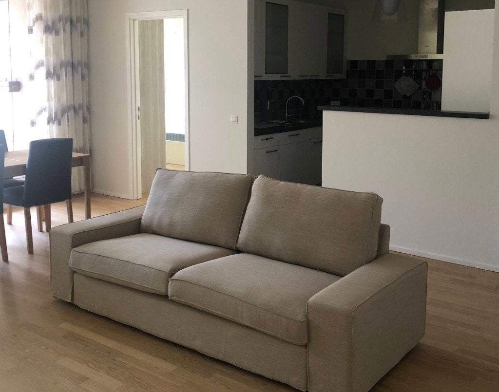 KIVIK  Canapé 3 places, Gunnared beige, 200 à 250 cm, Banc droit, Bois, Comme neuf