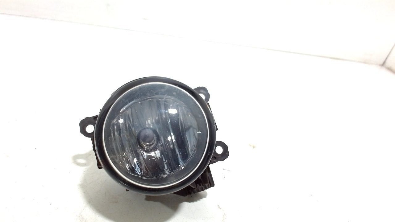 Mistlamp links Renault Captur, Onderdelen@venauto.nl, Van der Ven Autorecycling B.V., Ettenseweg 76, 4706 PB Roosendaal, The Netherlands