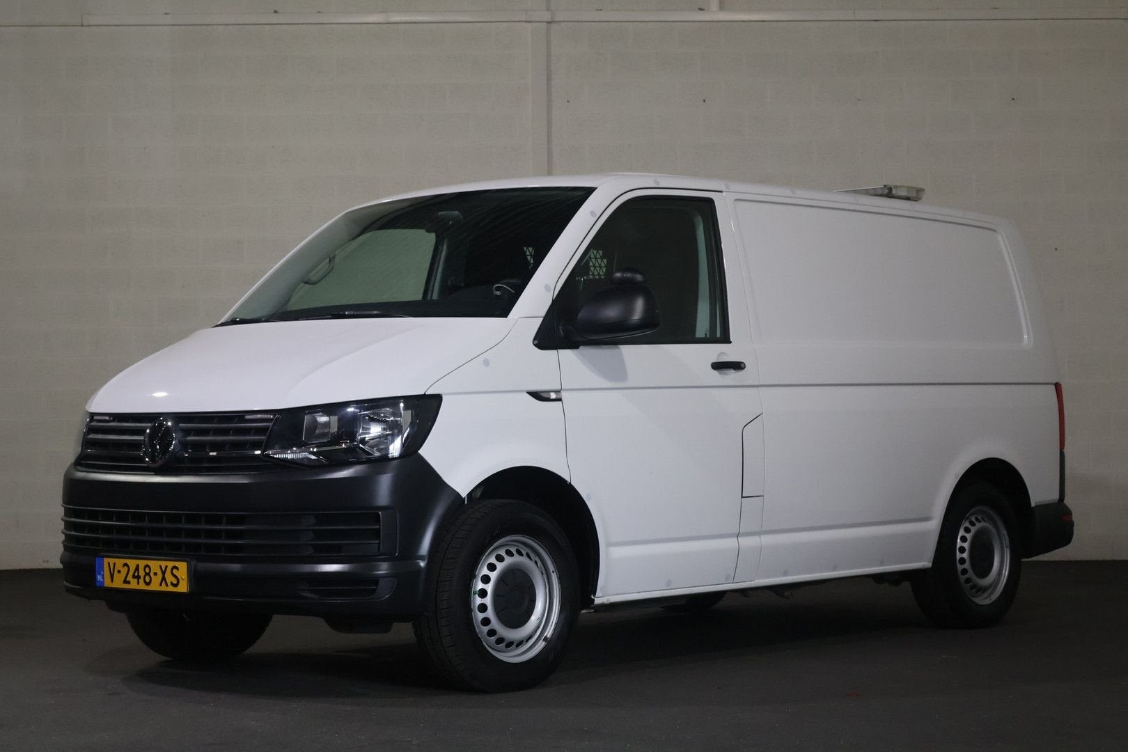 Volkswagen Transporter 2.0 TDI L1 H1 Inrichting, Auto's, Bestelwagens en Lichte vracht, ABS, Airconditioning, Centrale vergrendeling