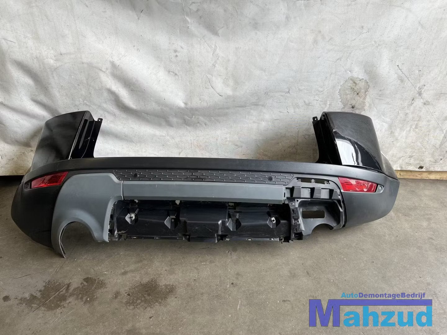 LAND ROVER EVOQUE (LVJ/LVS) L538 zwart achterbumper 2012-201, Auto-onderdelen, Dpoffice@jaguarlandrover.com, Abbey Road, Whitley 1
CV3 4LF  Coventry
