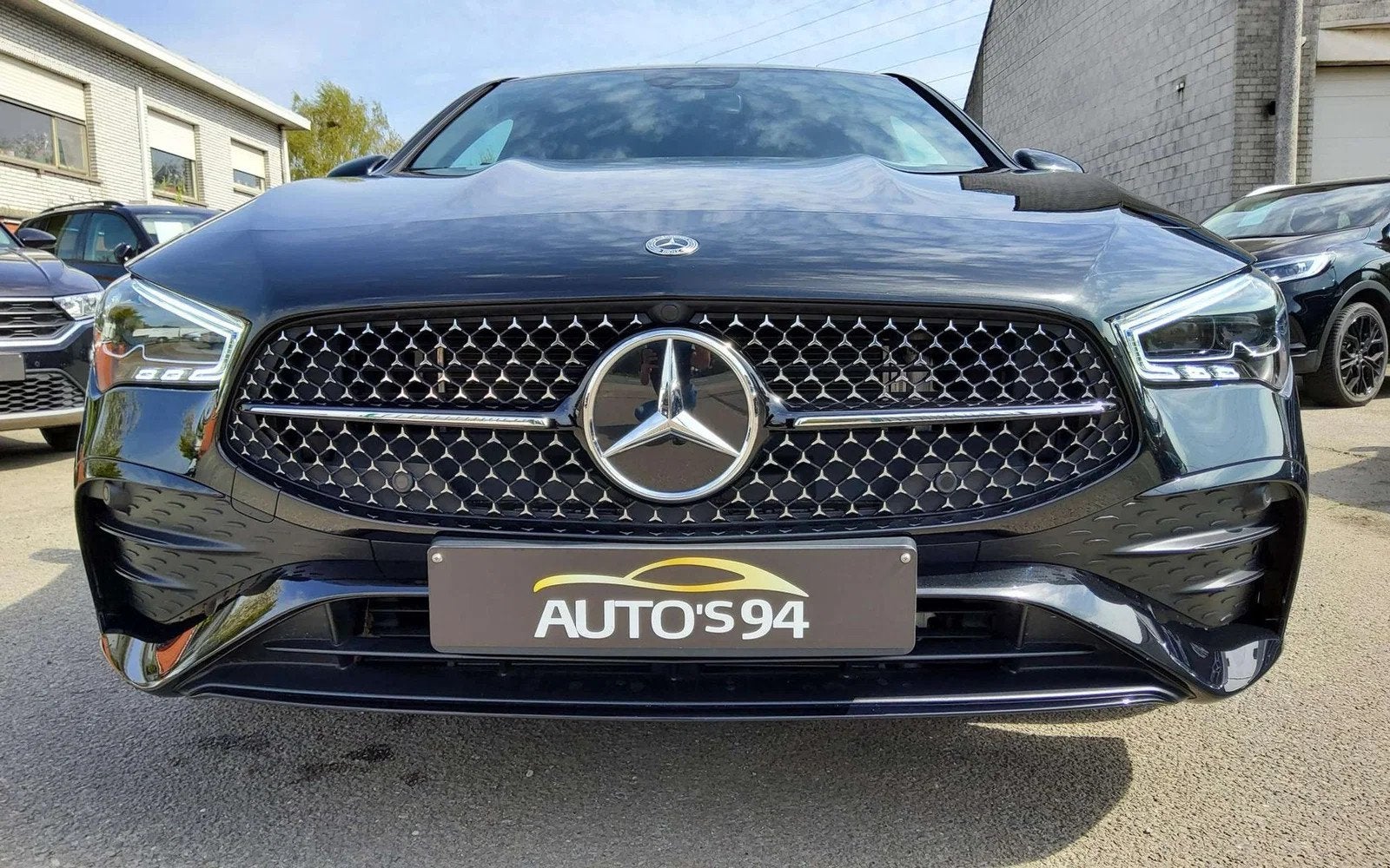 Mercedes-Benz CLA-Klasse 250 CLA Shooting Brake 250 e PHEV A, Phares entièrement LED, Entreprise, Noir, Automatique