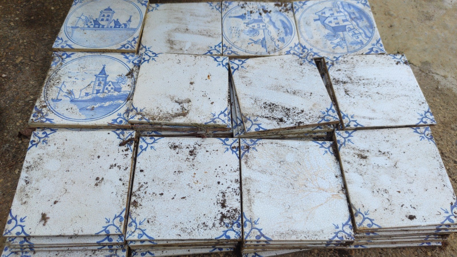 lotje oude tegels. iets meer dan 100 stuks. Made in Belgium., Antiek en Kunst, Ophalen