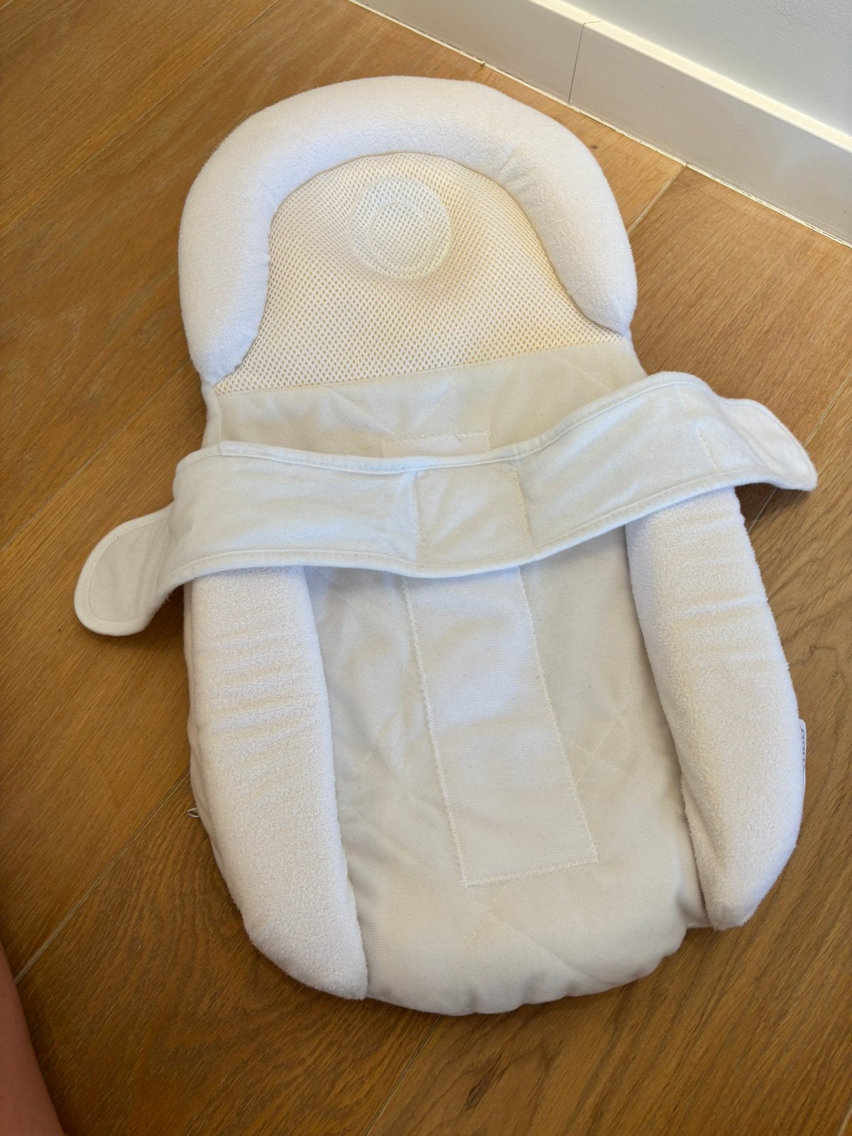 Babynestje Doomoo met hoes., Ophalen, Zo goed als nieuw