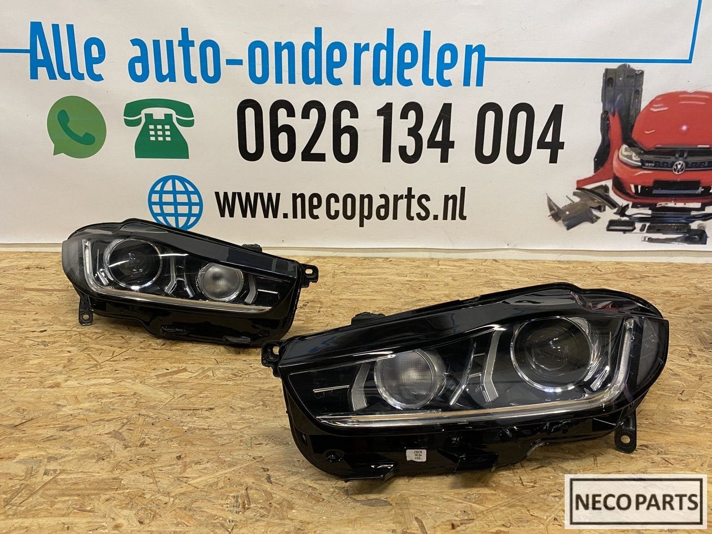 JAGUAR XE XENON LED KOPLAMP KOPLAMPEN ORIGINEEL, Gebruikt, -, -, Ophalen of Verzenden