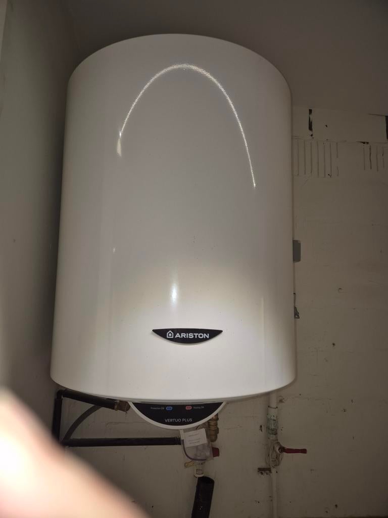 Ariston boiler 100L, Doe-het-zelf en Bouw, Chauffageketels en Boilers, Boiler, Ophalen