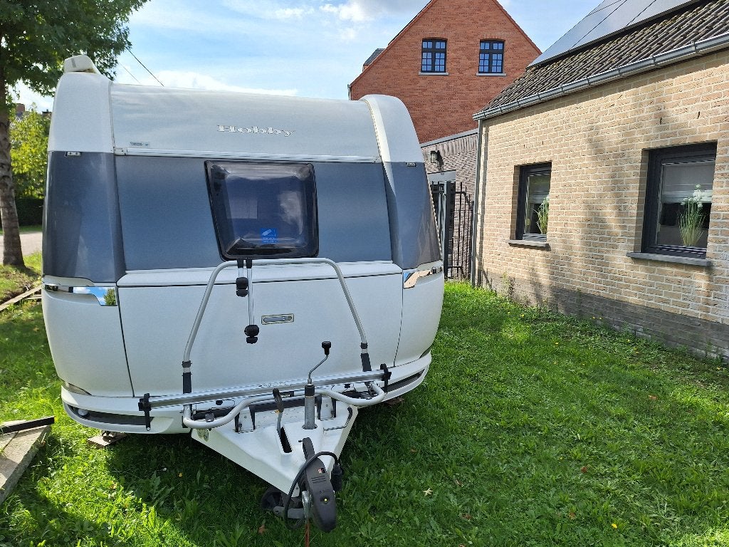 Caravan Hobby 560 UL Prestige, Schokbreker, Rondzit, Hobby, 7 tot 8 meter