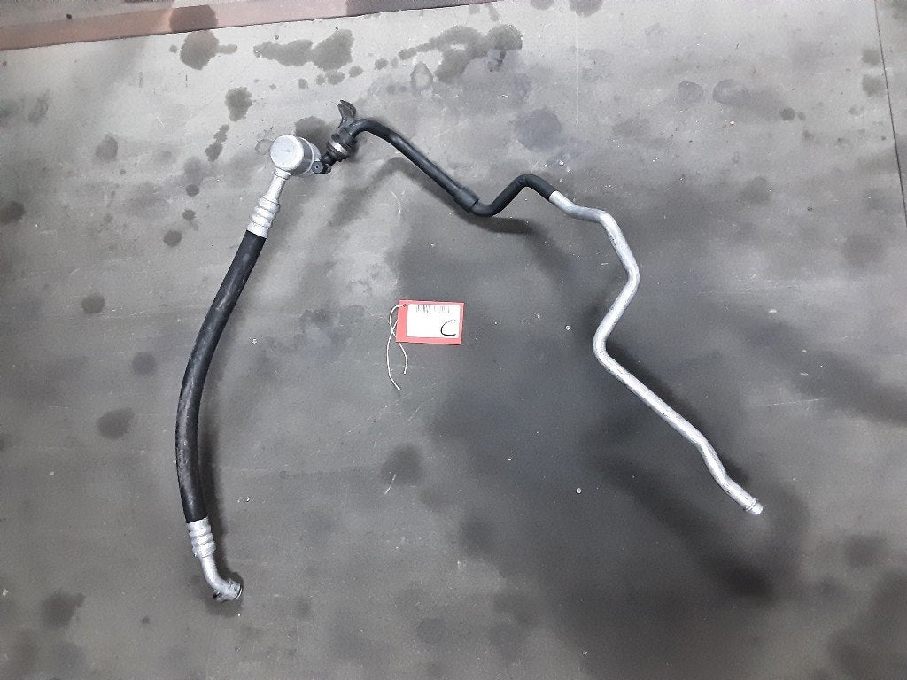 AIRCO LEIDING Volkswagen Golf IV (1J1) (01-1997/06-2005), Gebruikt, Volkswagen, Mevr. I. Hauben, Rue de l'Espoir 34 34
4030  GRIVEGNÉE, BE