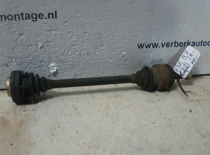 ARBRE DE TRANSMISSION ARRIÈRE GAUCHE ABS BMW, Utilisé, BMW, Petuelring 130
80809  München, DE, Bayerische Motoren Werke AG
