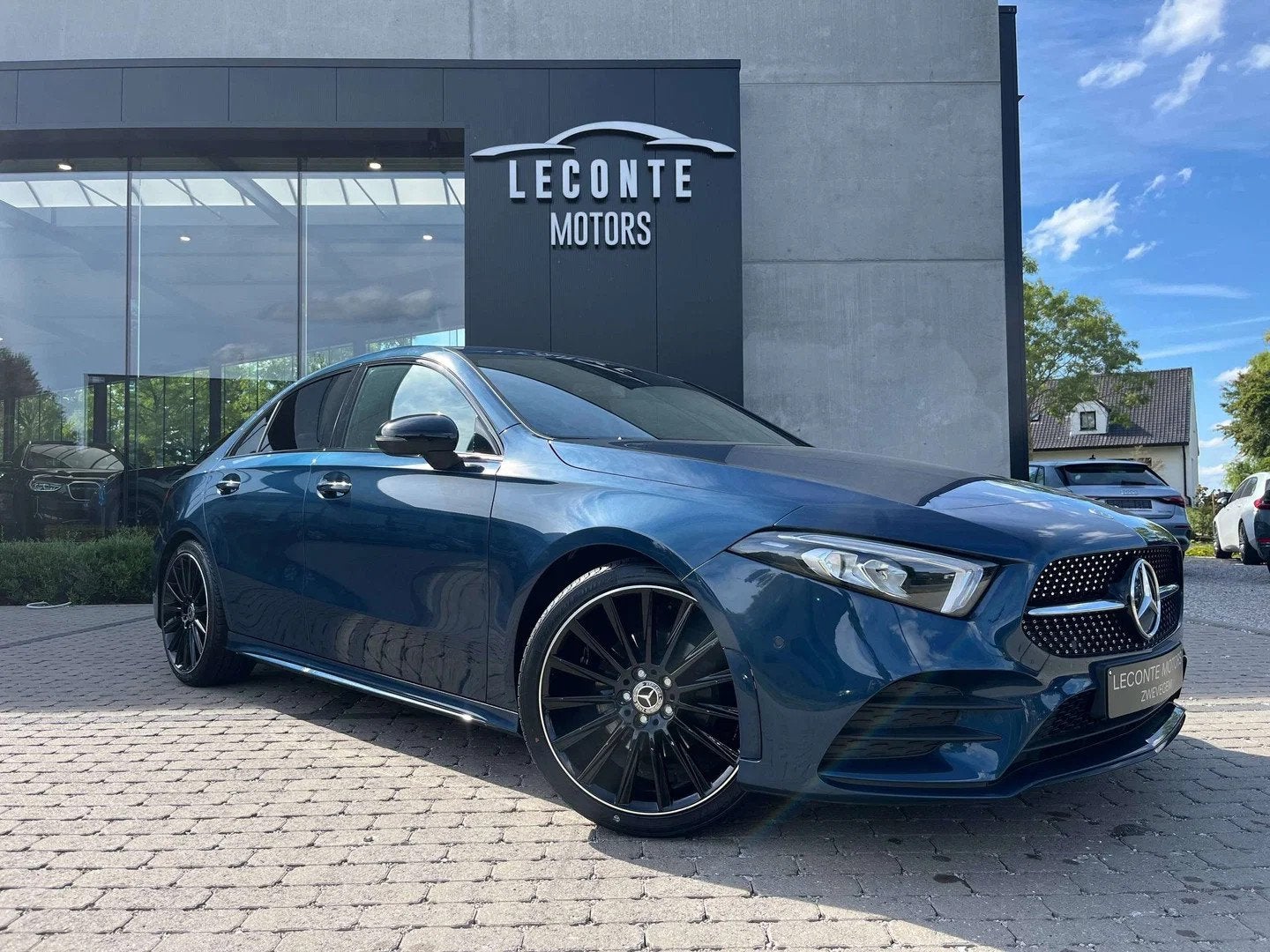 Mercedes-Benz A-CLASS 200 A 200iA DCT Berline AMG-Pack Sfeer, Autos, Achat, Bluetooth, Noir, 120 kW