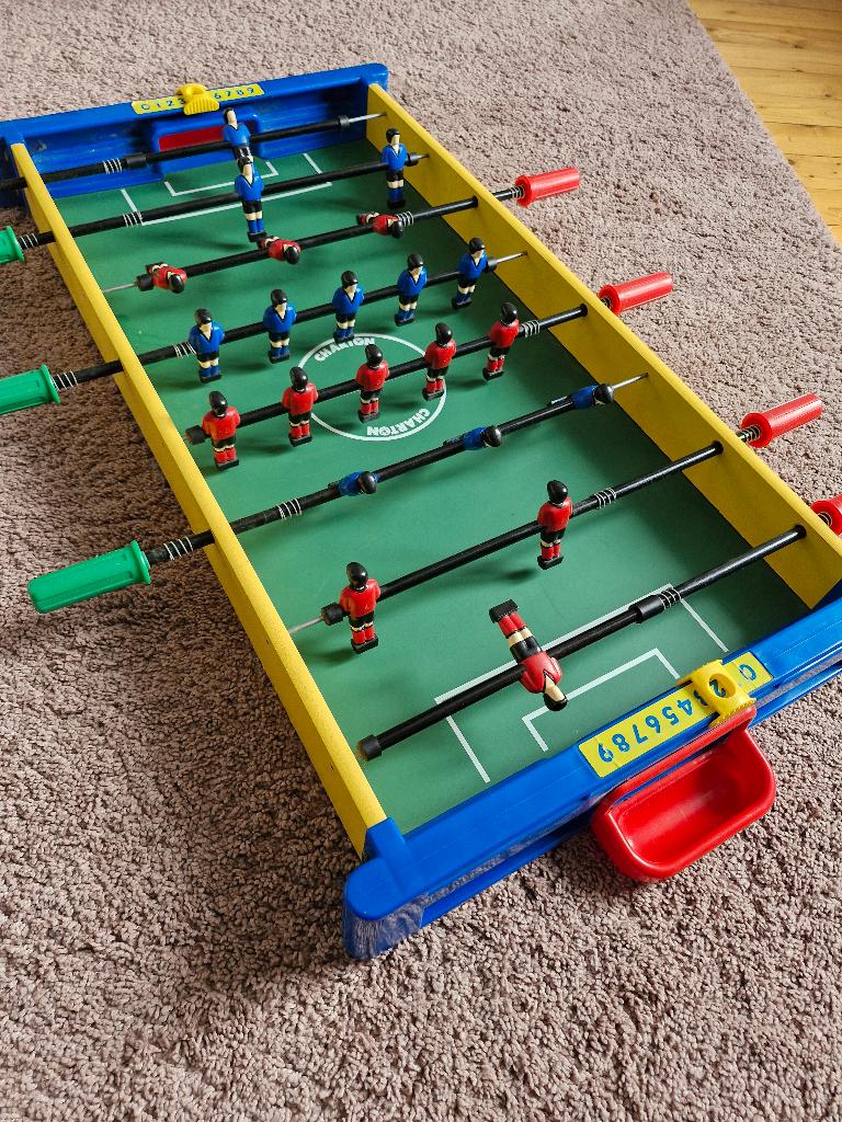 Kickertafel tafelmodel voor kinderen, Ophalen