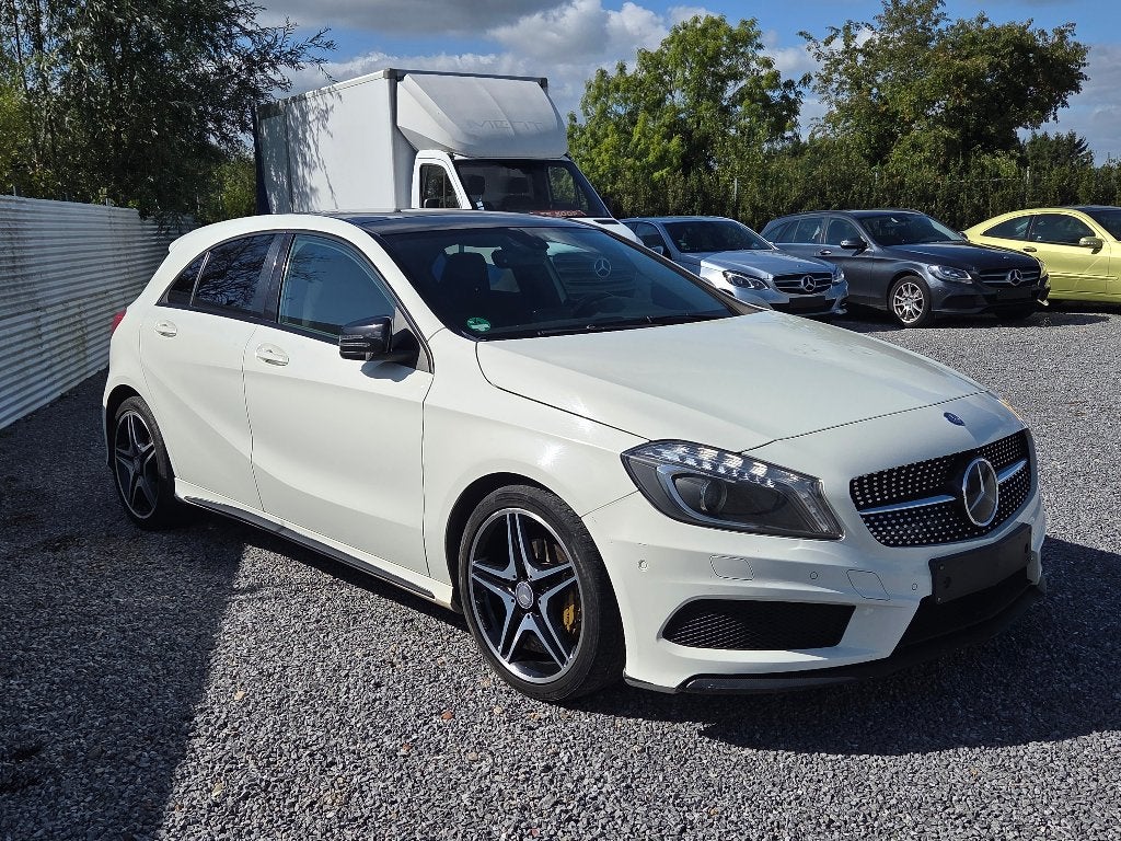 A200CDI-AMG Line-Aut.-Pano, Autos, 100 kW, Classe A, Achat, Euro 6