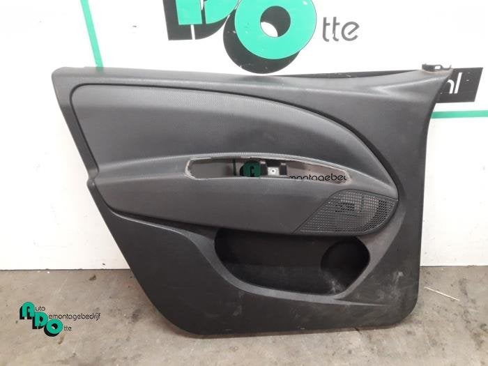 Revêtement portière 2portes gauche d'un Fiat Doblo (Doblo, -, 3 mois de garantie, Utilisé, Fiat