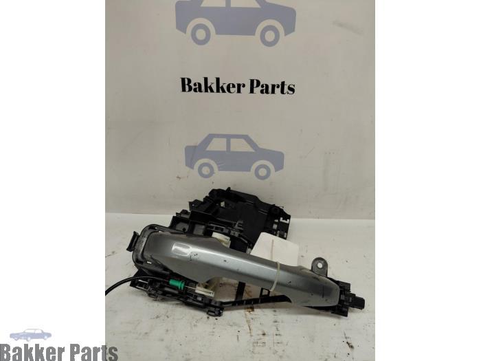 Poignée portière 4portes avant gauche d'un Volvo V60, -, -, 3 mois de garantie, -