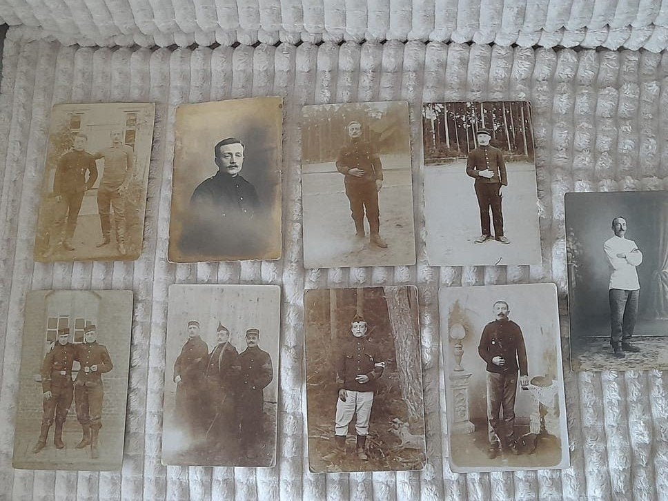 Set van 9 militaire ansichtkaarten uit de Eerste Wereldoorlo, Ophalen of Verzenden, Overige soorten, Foto of Poster
