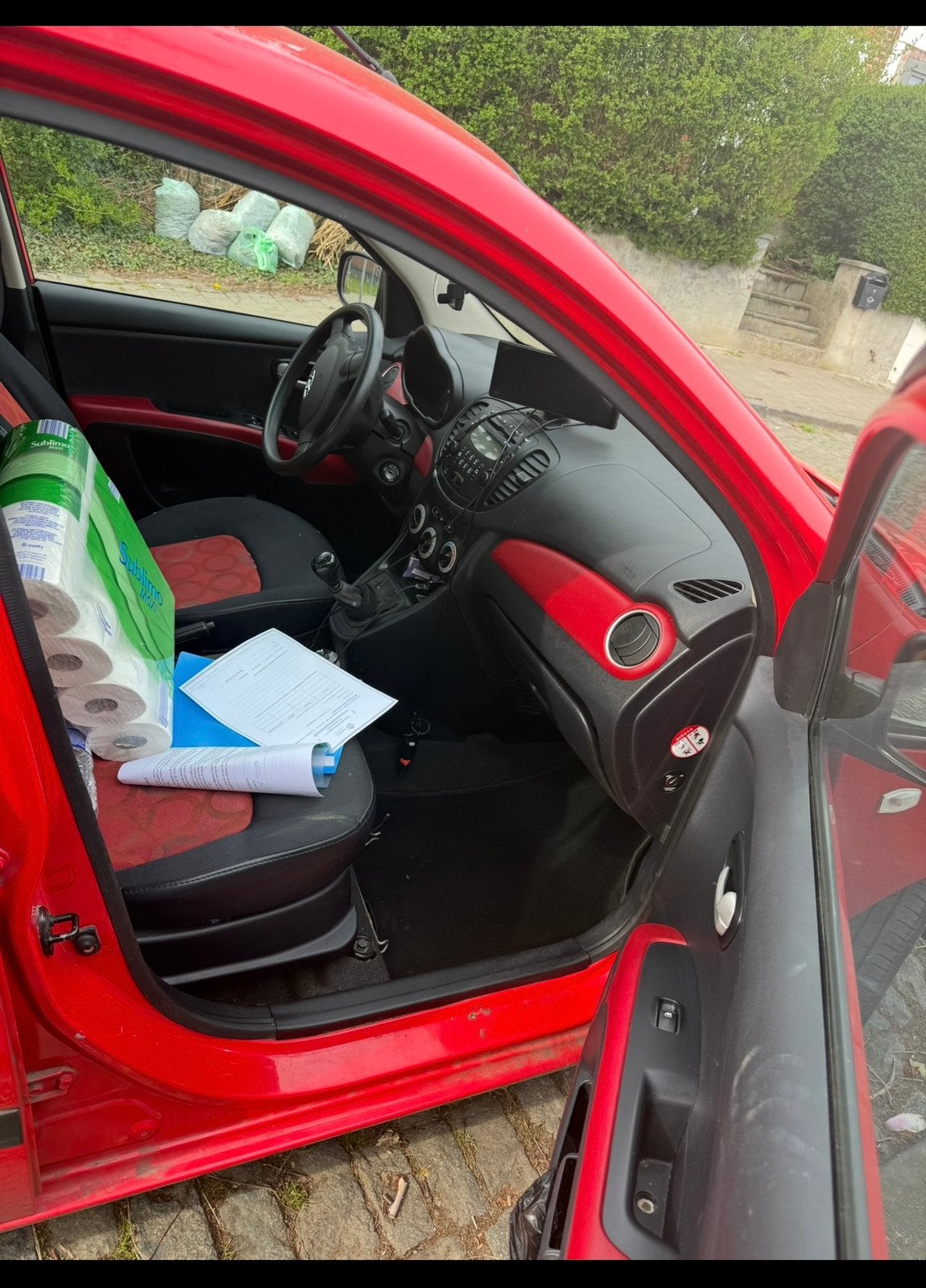 Voiture a vendre 197k, Autos, Achat, 4 portes, Boîte manuelle, 5 places