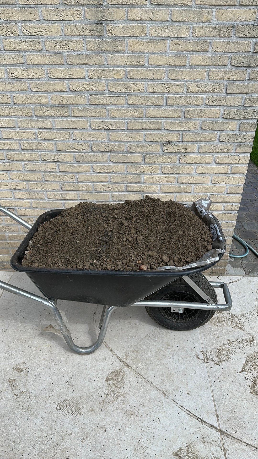 Des gravats de pierre pure NOUVEAUX ET GRATUITS ! ! !, Jardin & Terrasse, Gravier, Rochers & Caillasse, Neuf, Gris, Enlèvement
