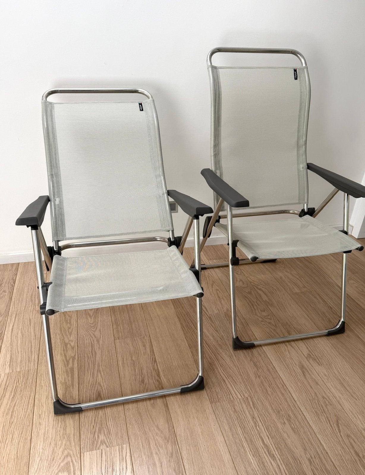2 superlichte kampeerstoelen La fuma, Ophalen, Nieuw