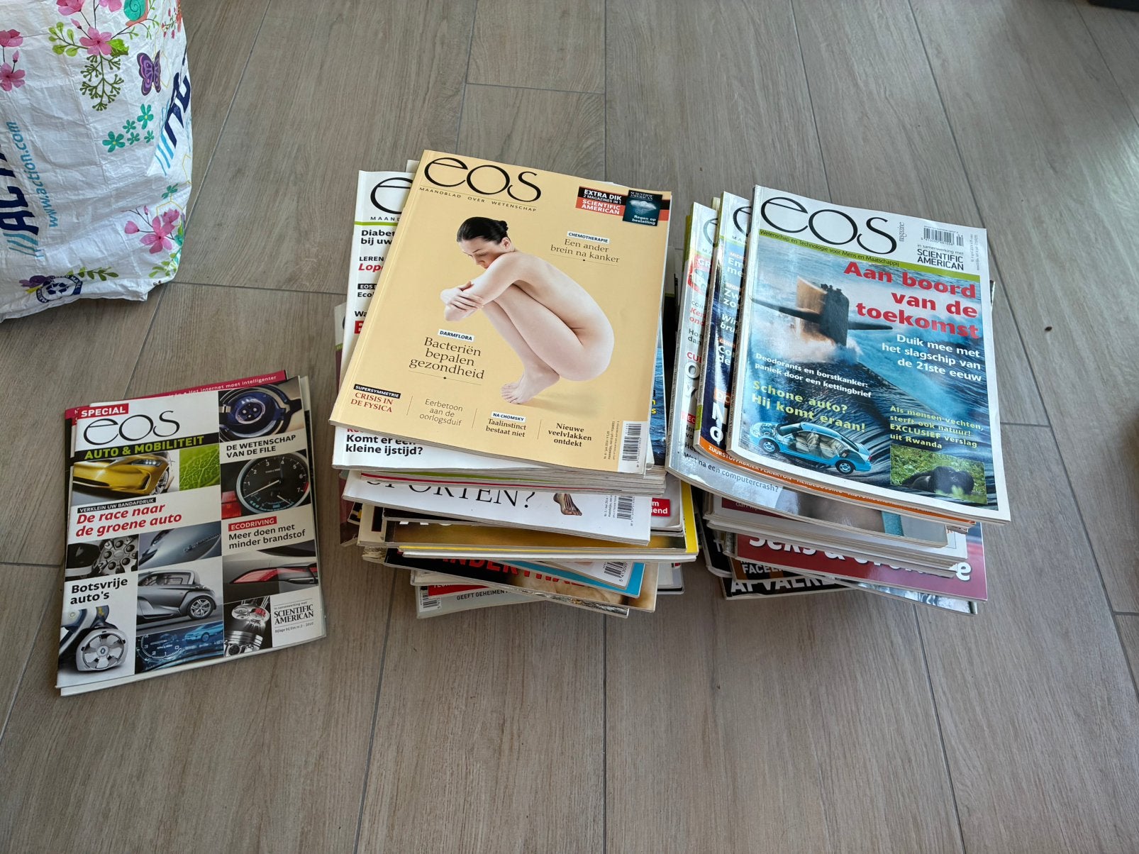 Eos 100 stuks tussen 2003 tot 2024 gratis, Boeken, Ophalen, Gelezen