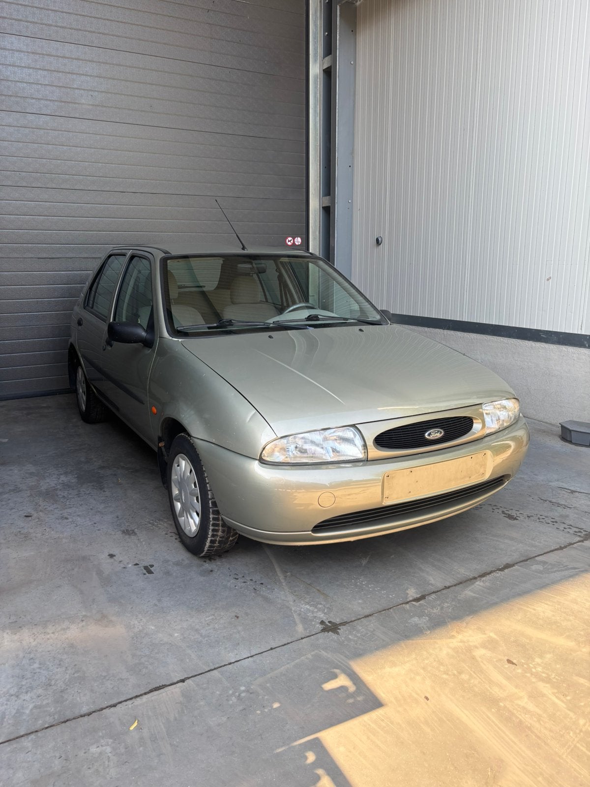 Ford Fiesta 1.3, Auto's, Stof, Bedrijf, Handgeschakeld, 5 deurs