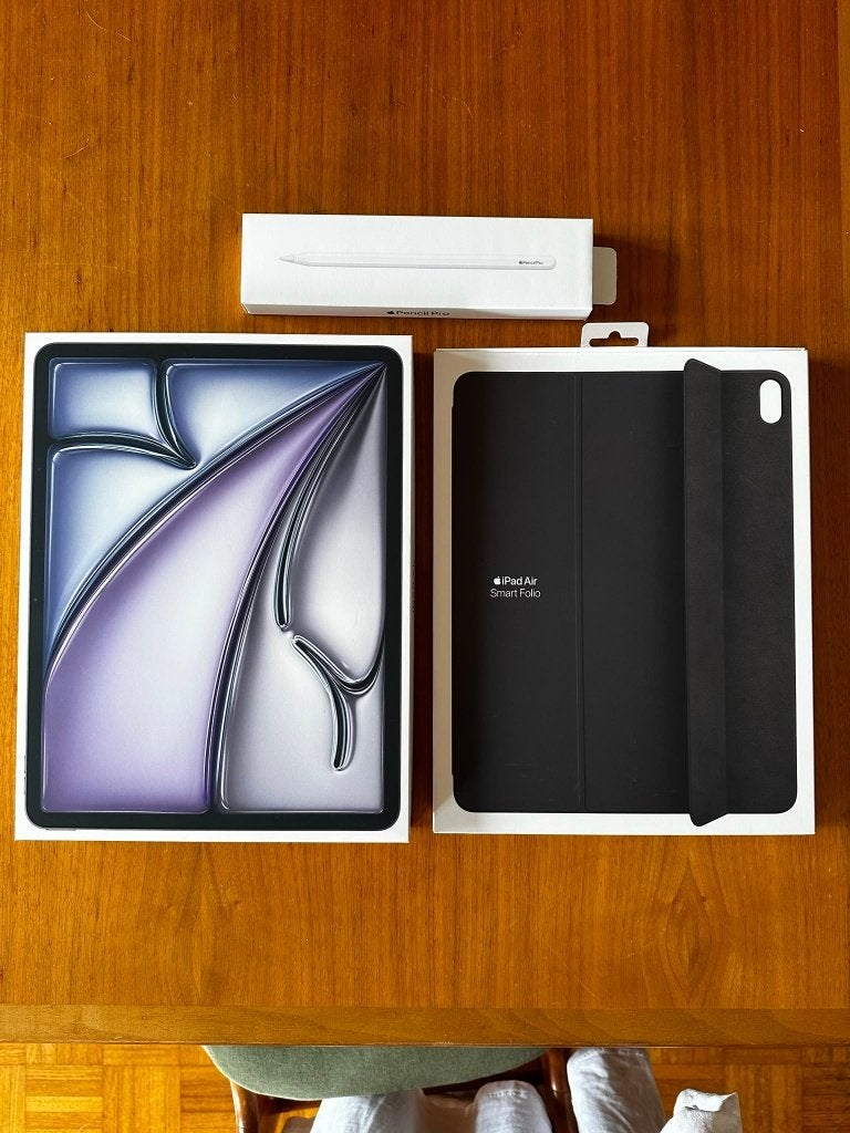 Ipad Air 13" 128Go + Apple Pencil Pro + Case, Informatique & Logiciels, Apple iPad Tablettes, Comme neuf, Apple iPad Air, Wi-Fi