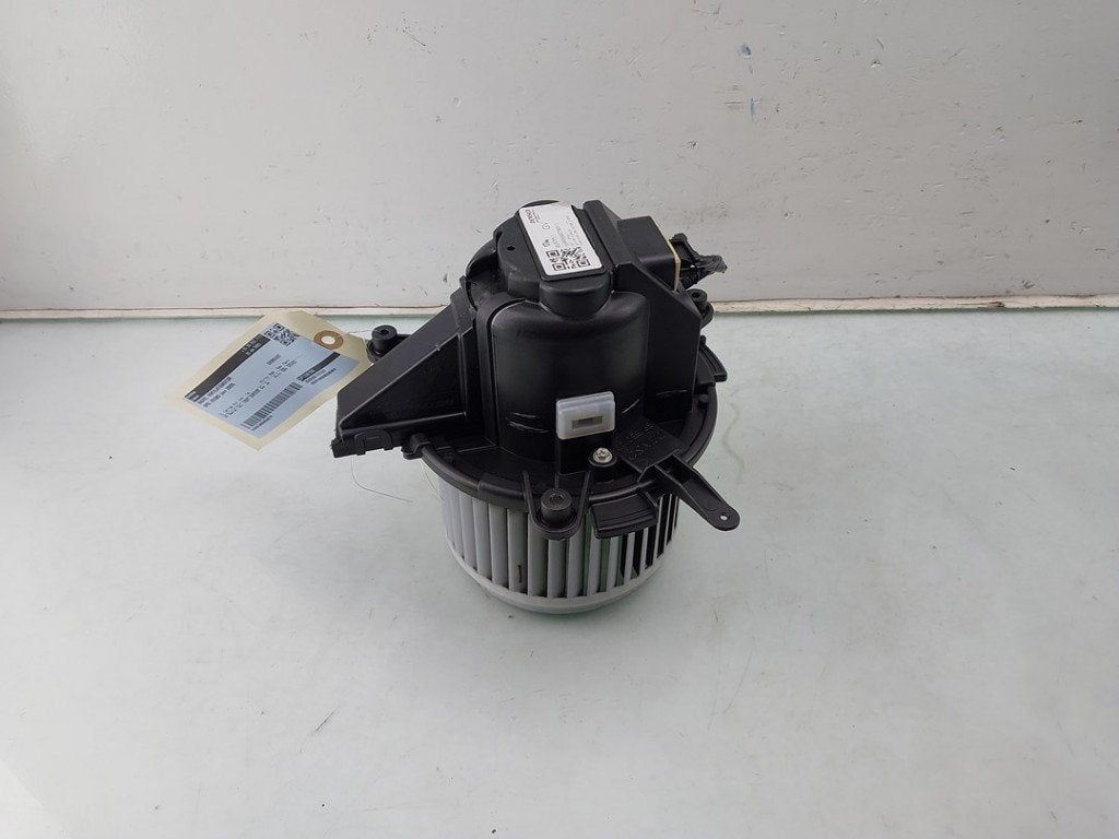 KACHEL VENTILATORMOTOR Opel Vivaro (|5P1330100|9821292180|), Info@denso.nl, Opel, Hogeweyselaan 165
1382 JL  Weesp, NL, DENSO EUROPE B.V.