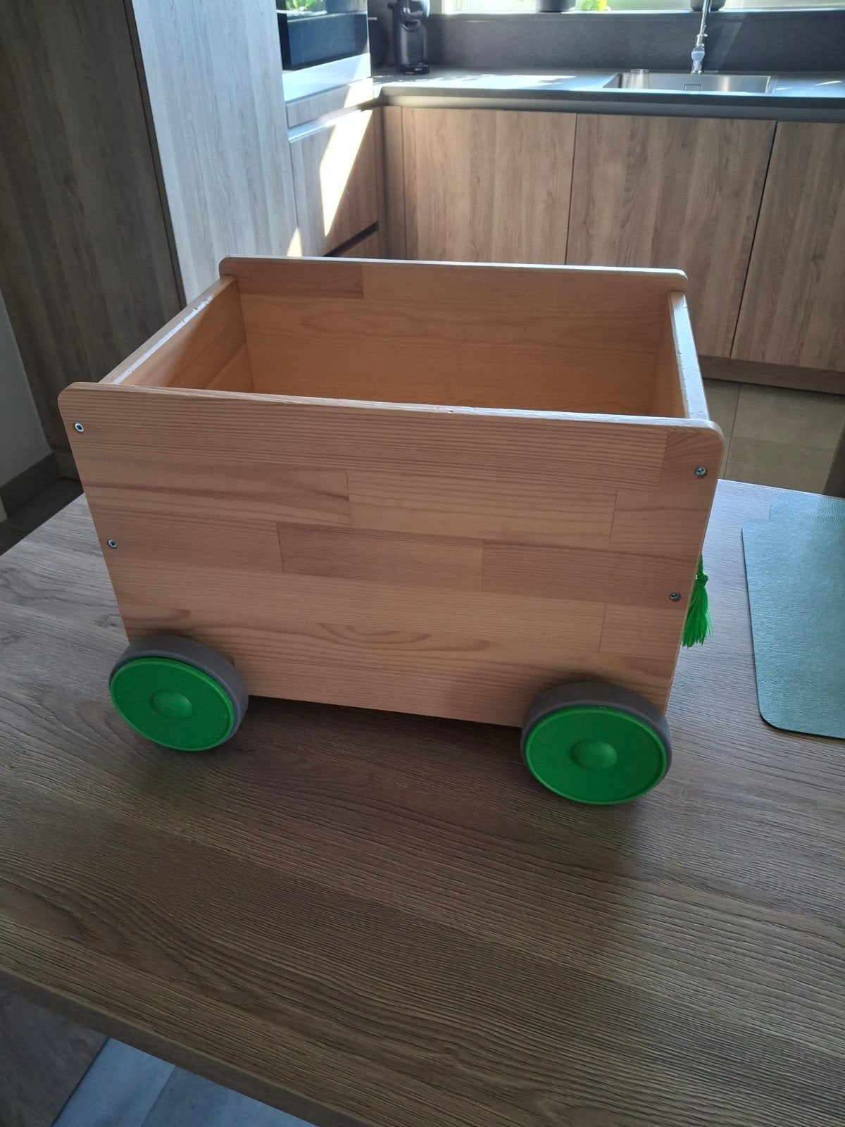 houten speelgoedkist op wielen, Kinderen en Baby's, Ophalen, Gebruikt