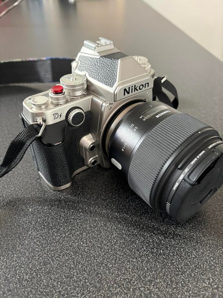 NIKON DF +3-lenzen, Audio, Tv en Foto, Fotocamera's Digitaal, Ophalen, Zo goed als nieuw, Nikon