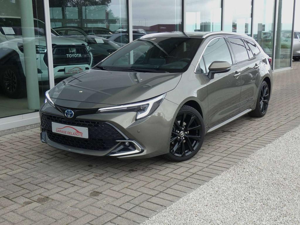 Toyota Corolla 1.8 Hybrid Premium 140pk +Head-up display +Sp, Auto's, 1300 kg, Gebruikt, 4 cilinders, Bruin