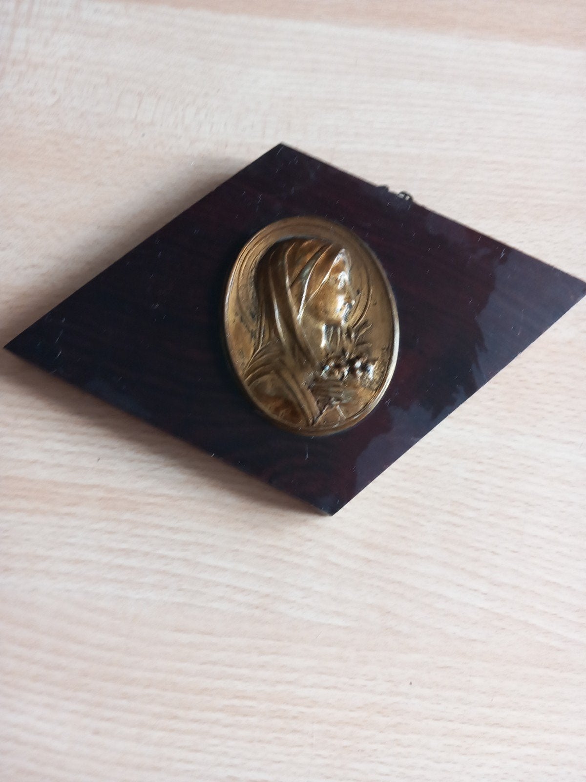 plaque religieuse art déco, Enlèvement