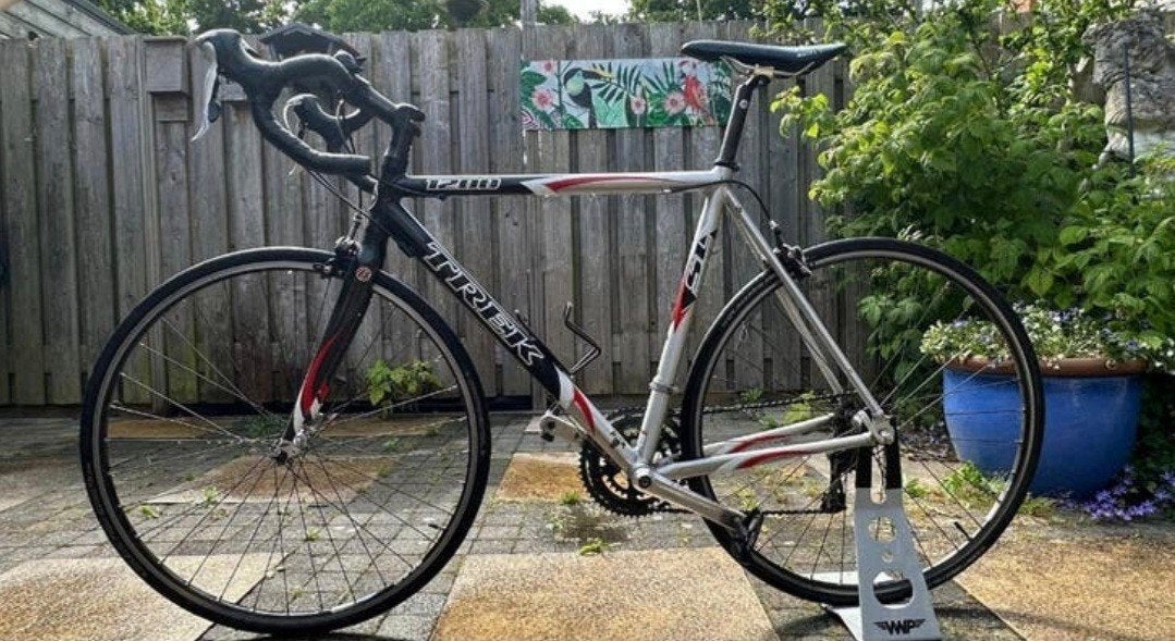 Vélo de route Trek 1400 | Fonctionne vite sans problème, Enlèvement ou Envoi