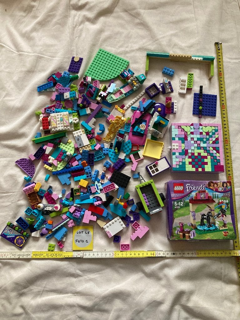 LEGO Friends + Bellville? lot, Kinderen en Baby's, Speelgoed | Duplo en Lego, Ophalen, Gebruikt, Lego, Friends