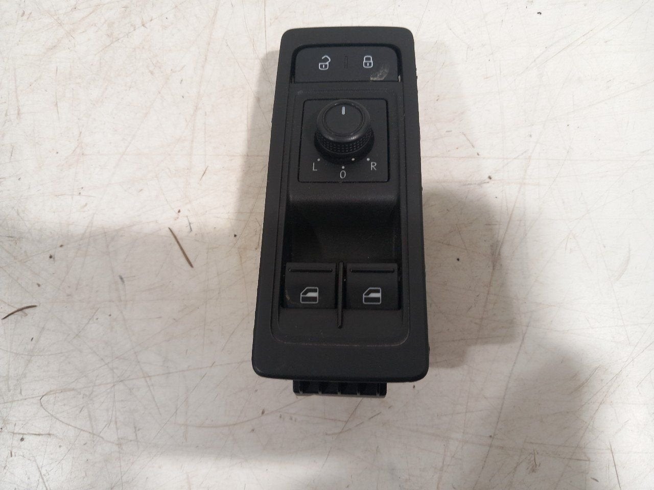 Bedieningspaneel elektrische ramen Volkswagen Transporter, Onderdelen@venauto.nl, Van der Ven Autorecycling B.V., Ettenseweg 76, 4706 PB Roosendaal, The Netherlands