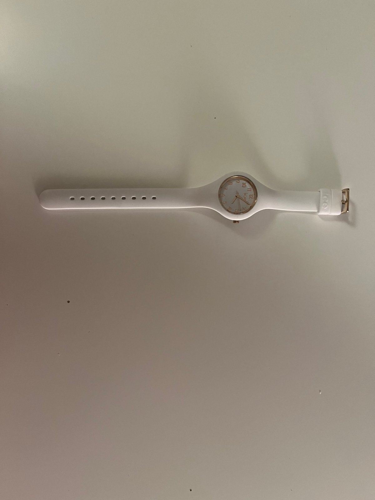Montre pour enfants, Handtassen en Accessoires, Horloges | Kinderen, Ophalen, Zo goed als nieuw, Wit, Meisje