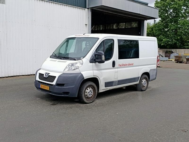 Bedrijfsauto, Peugeot Boxer 2.2 HDI L1H1 DC Profit+, 330 2.2, Euro 5, 199 g/km, 2000 kg, Bedrijf