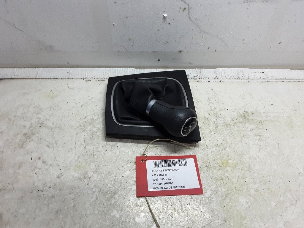 LEVIER DE CHANGEMENT DE VITESSES Audi A3 Sportback (8PA), Mevr. I. Hauben, Audi, Utilisé, Rue de l'Espoir 34 34
4030  GRIVEGNÉE, BE