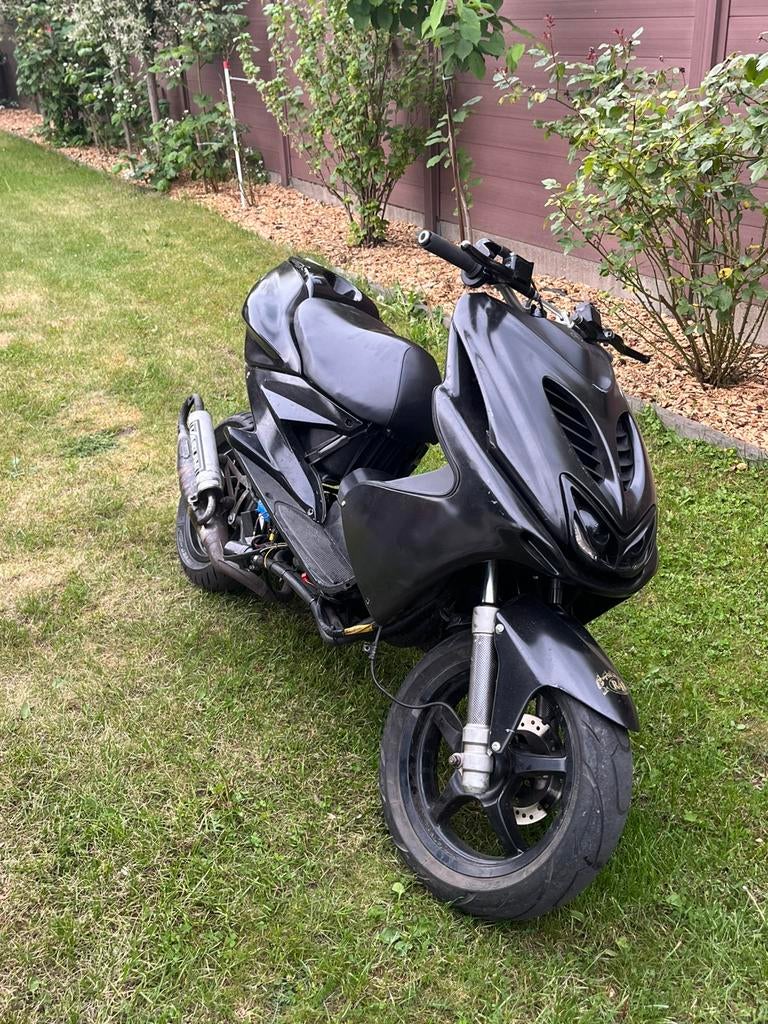 Yamaha aerox B klasse sprint, Enlèvement, Aerox
