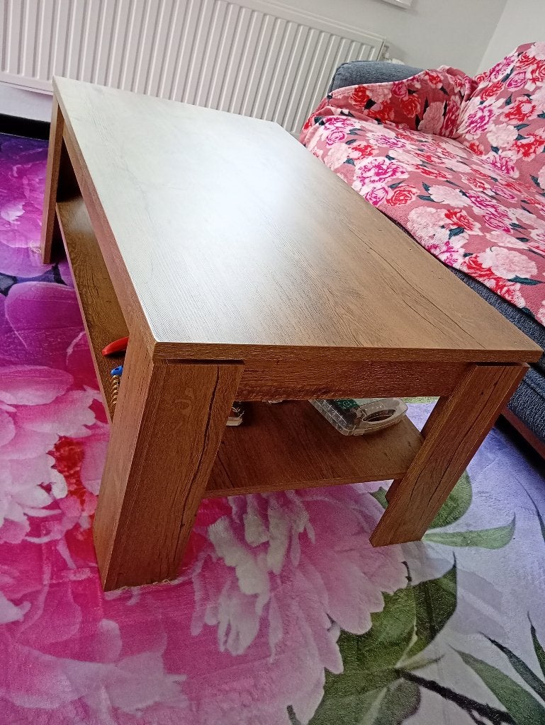 Salon tafel, Enlèvement