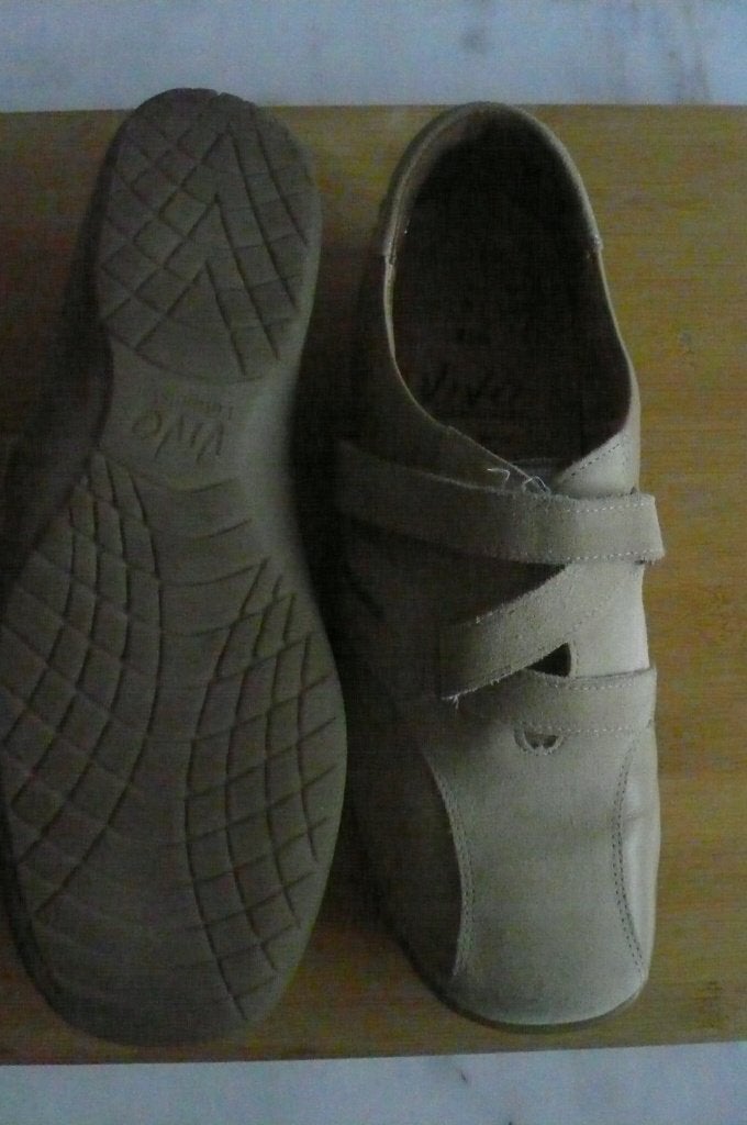 Vivo lederen damesschoenen, Ophalen, Zo goed als nieuw, Beige