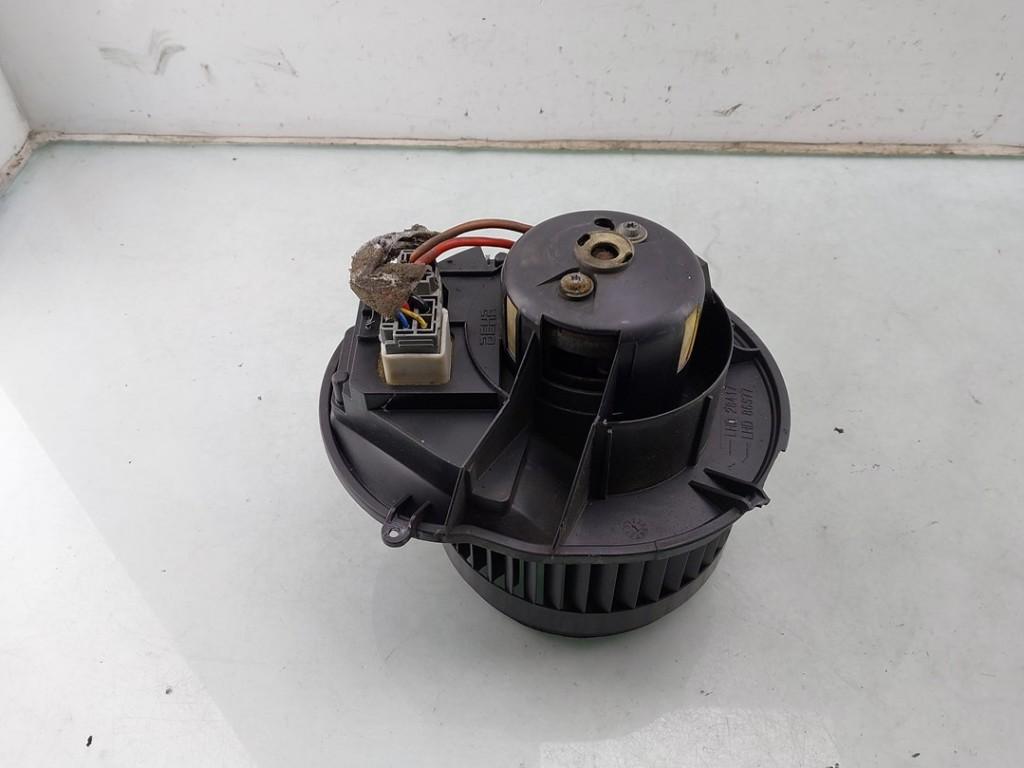 VENTILATEUR RADIATEUR MOTEUR Volvo XC90 I (01-2002/12-2014), Info@volvocars.com, Volvo Car Germany GmbH, Siegburger Straße 229
50679  Köln, DE