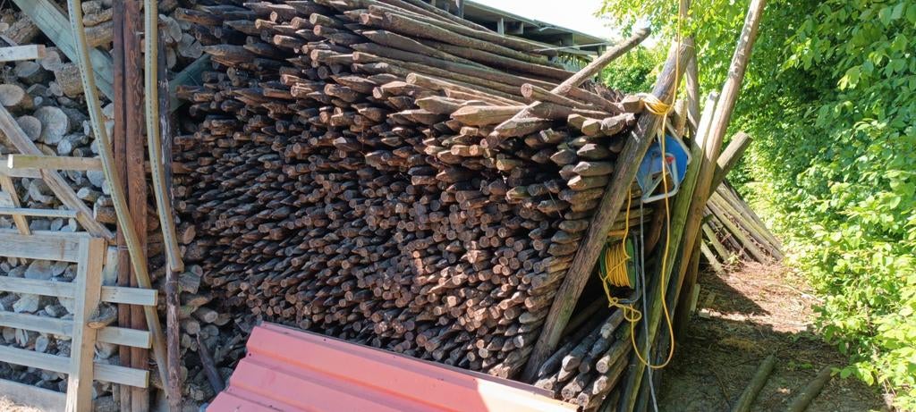 Gecreoseerde palen, Tuin en Terras, Brandhout, Ophalen