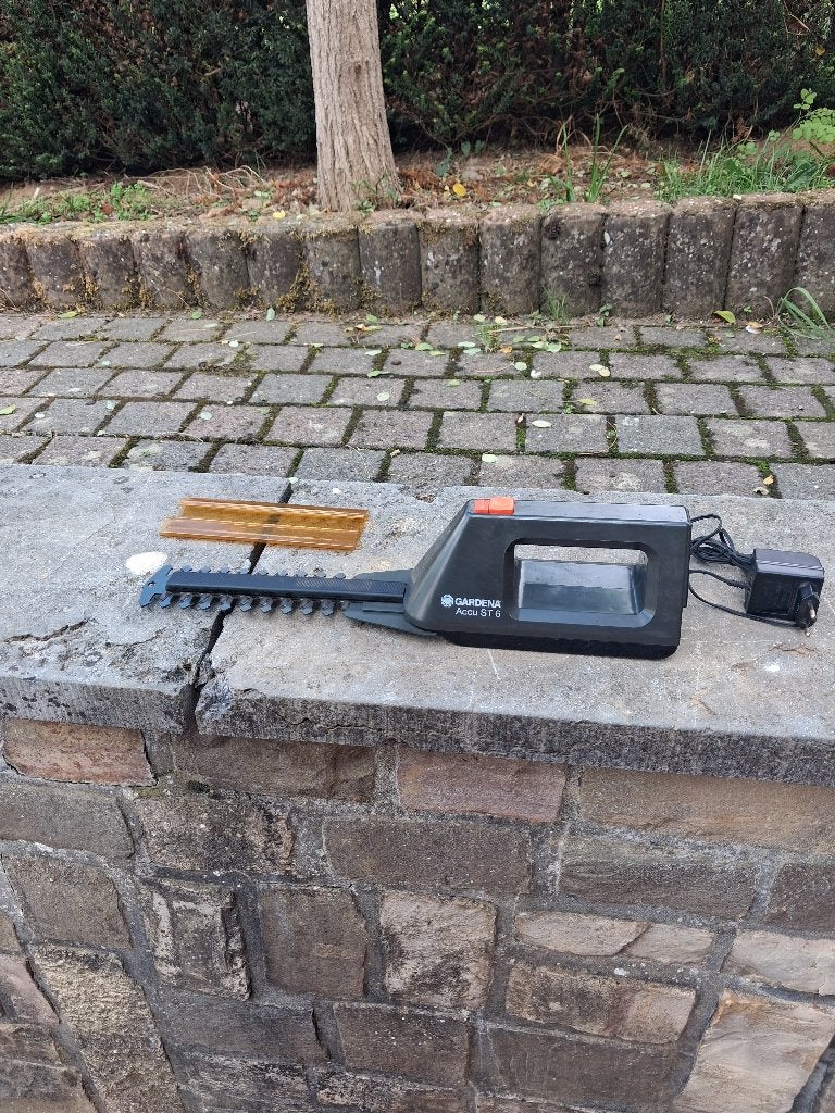 Gardena mini haagschaar, Ophalen